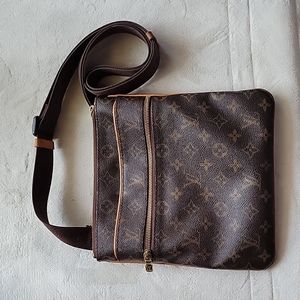 LV monogram pochette